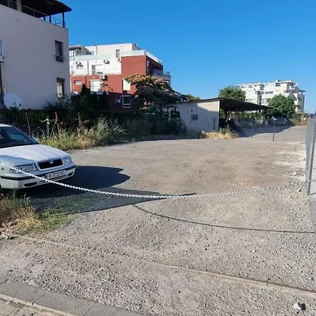 Seaview,parking & Garden 1br Sozopol-beach شقة *